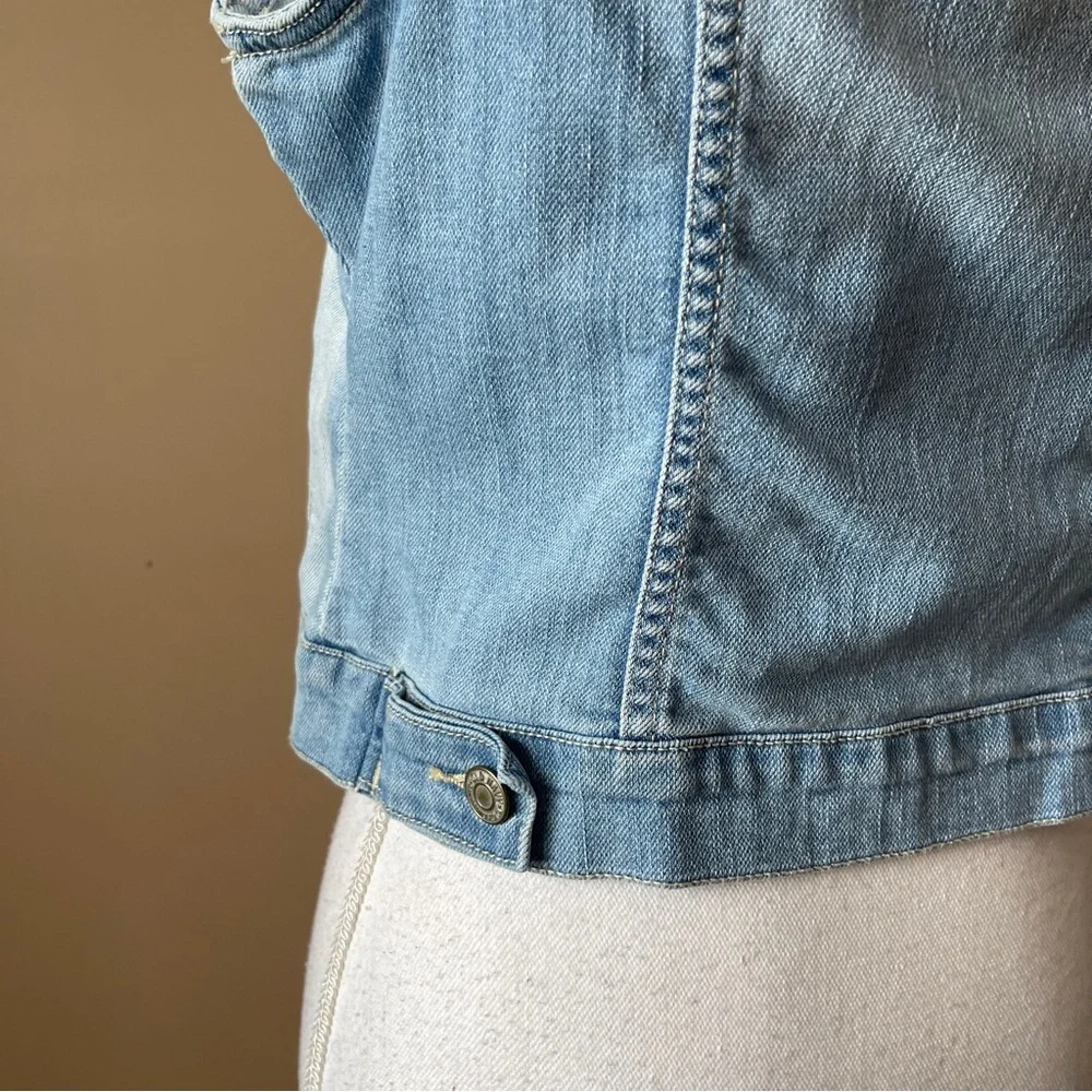 OLD NAVY | Blue Light Wash Sleeveless Denim Jean Jacket Sz S - Picture 6 of 10